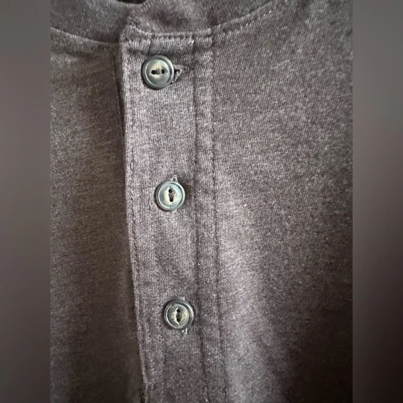 Gap Everyday Soft Men's M Layering Henley Long Sleeve Weekend Relaxed Casual - Picture 2 of 5